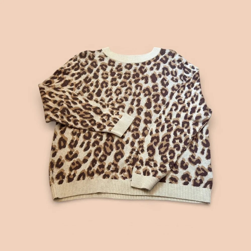 A New Day Leopard Print Knit Sweater Size L Neutral Cozy Soft Crewneck Pullover - Picture 2 of 8